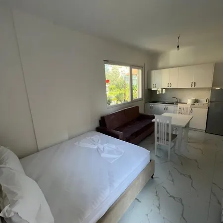 Apartman Ebis &